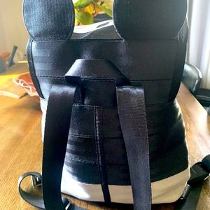 Harvey’s spooky mickey backpack